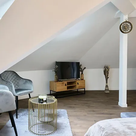 Ng Prestige - Tv - Netflix - Wifi توركوان